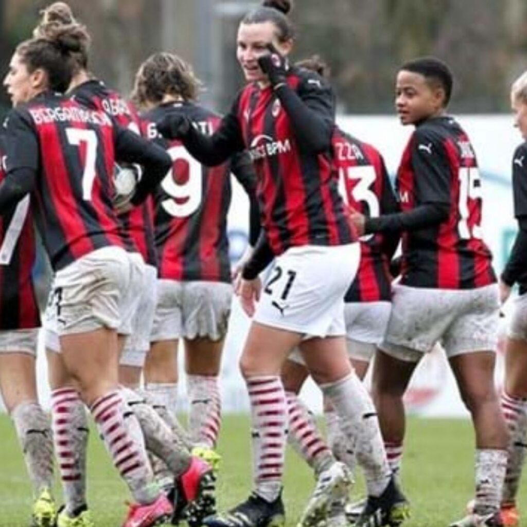 Milan Femminile aggancia la vetta, oggi tocca alla Juve Milan Femminile aggancia la vetta, oggi tocca alla Juve