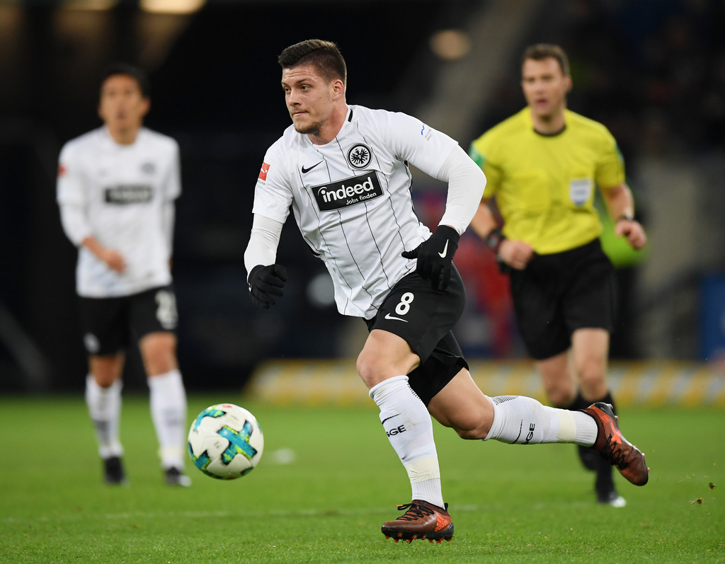 Real Madrid, niente Serie A per Jovic. Passo indietro di Milan e Inter Real Madrid, niente Serie A per Jovic. Passo indietro di Milan e Inter