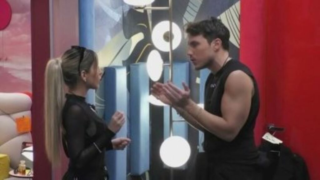 Gf Vip, Daniele smaschera Oriana (VIDEO): “Credi che sono nato ieri? Ti metti d’accordo con Giaele…” Gf Vip, Daniele smaschera Oriana (VIDEO): “Credi che sono nato ieri? Ti metti d’accordo con Giaele…”