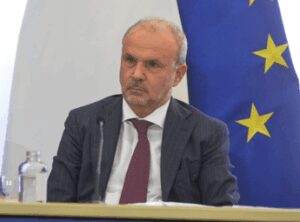 tumori schillaci accesso a cure pi249 equo per stop viaggi fuori regione